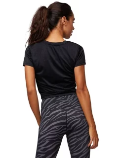 Promo 💯 L'URV Delta Twist Tee 🌟 -Cheap Sports-Tops Shop unnamed file 1715