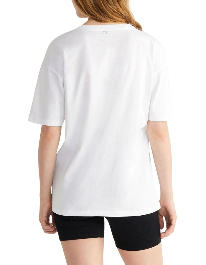 Best Pirce π― Calvin Klein Boyfriend Gym T-Shirt In White 𧨠6 Best Pirce π― Calvin Klein Boyfriend Gym T-Shirt In White 𧨠- Image 4
