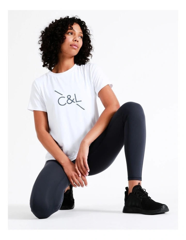 Deals π₯° Chloe & Lola Sydney High Low Logo Tee In White βοΈ 5 Deals π₯° Chloe & Lola Sydney High Low Logo Tee In White βοΈ - Image 3