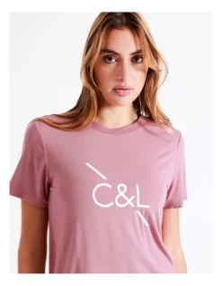 Hot Sale ⌛ Chloe & Lola Sydney High Low Logo Tee In Pink ✨ -Cheap Sports-Tops Shop unnamed file 236