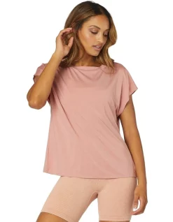 Best Sale ✨ L'URV Eclipse Sports Top Pink 🎁