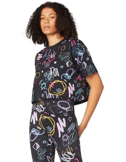 Discount ❤️ L'URV Scribble Printed Cropped Tee Multi ⌛ 7 Discount ❤️ L'URV Scribble Printed Cropped Tee Multi ⌛ -Cheap Sports-Tops Shop unnamed file 637