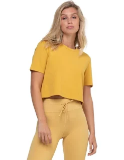 Best deal 🔥 L'URV Awaken Tee ⭐